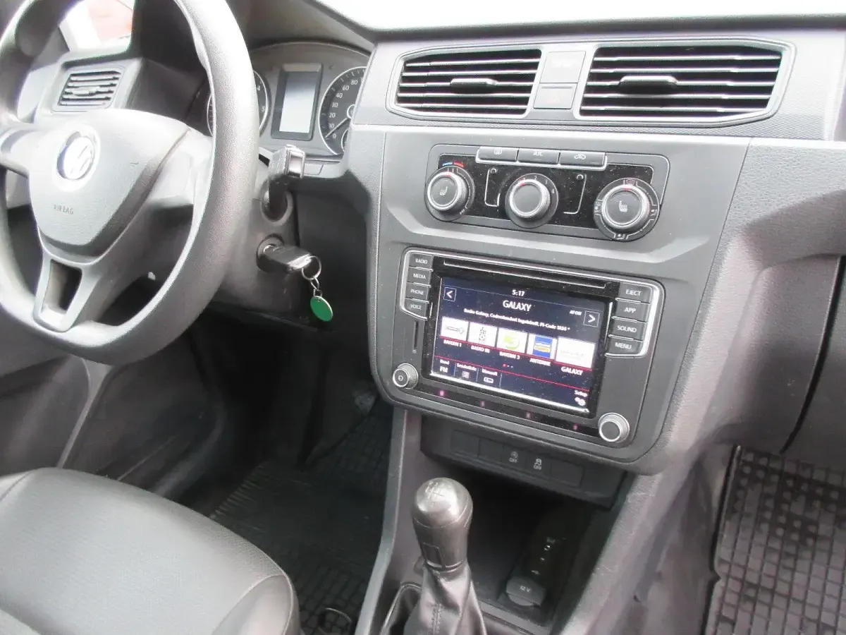 Gebraucht VW Caddy Maxi 102 PS (75 kW) 2020 Blau Van / Kleinbus