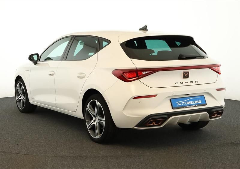 Gebraucht Cupra Leon 204 PS (150 kW) 2022 White candy SUV