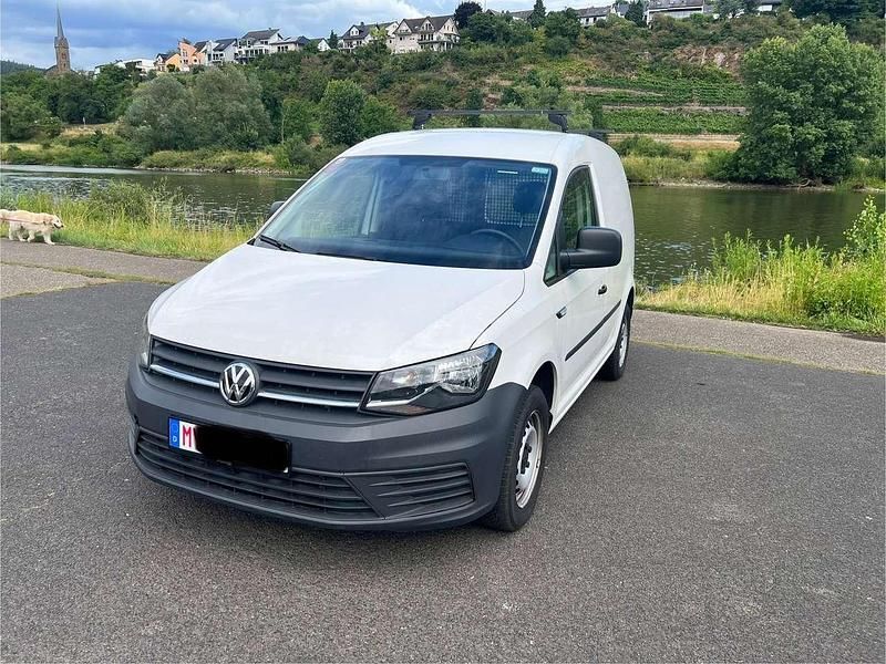 Gebraucht VW Caddy 75 PS (55 kW) 2020 Weiß Van / Kleinbus