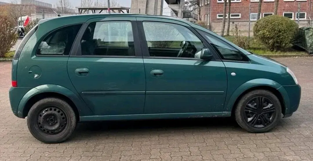 Gebraucht Opel Meriva 101 PS (74 kW) 2003 Grün Van / Kleinbus