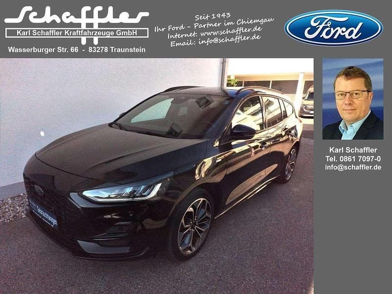 Obsidianschwarz metallic Gebraucht 2022 Ford Focus ST-Line Kombi | 19.990 € (Fairer Preis) - Bild 1/4