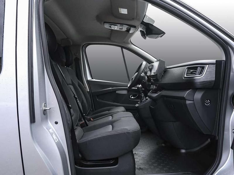 Gebraucht Renault Trafic Evolution 150 PS (110 kW) 2024 Highlandgrau (grau) Van / Kleinbus