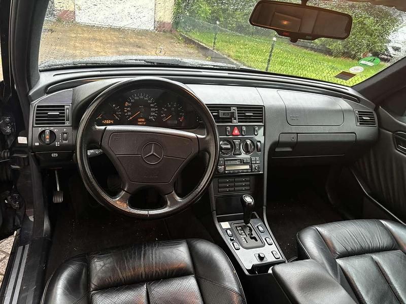 Schwarz Gebraucht 1997 Mercedes C200 Limousine | 5.800 € (Teuer) - Bild 1/1