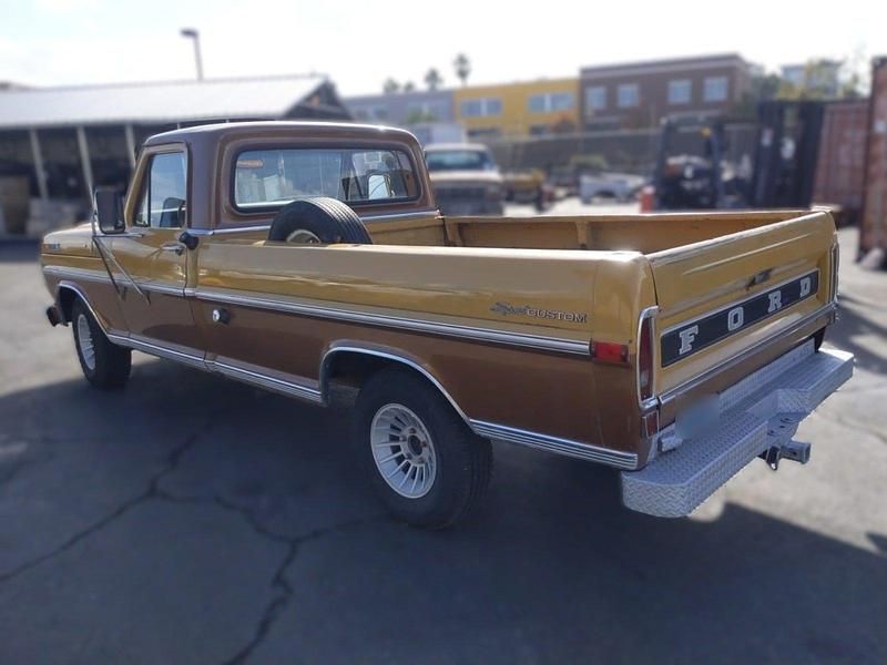 Gebraucht Ford F100 220 PS (161 kW) 1972 Gelb Pickup