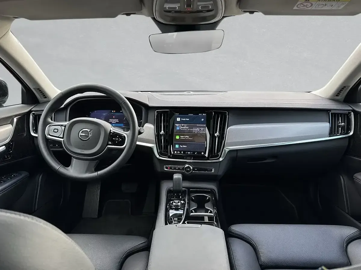 Gebraucht Volvo V90 398 PS (292 kW) 2025 Grau Kombi