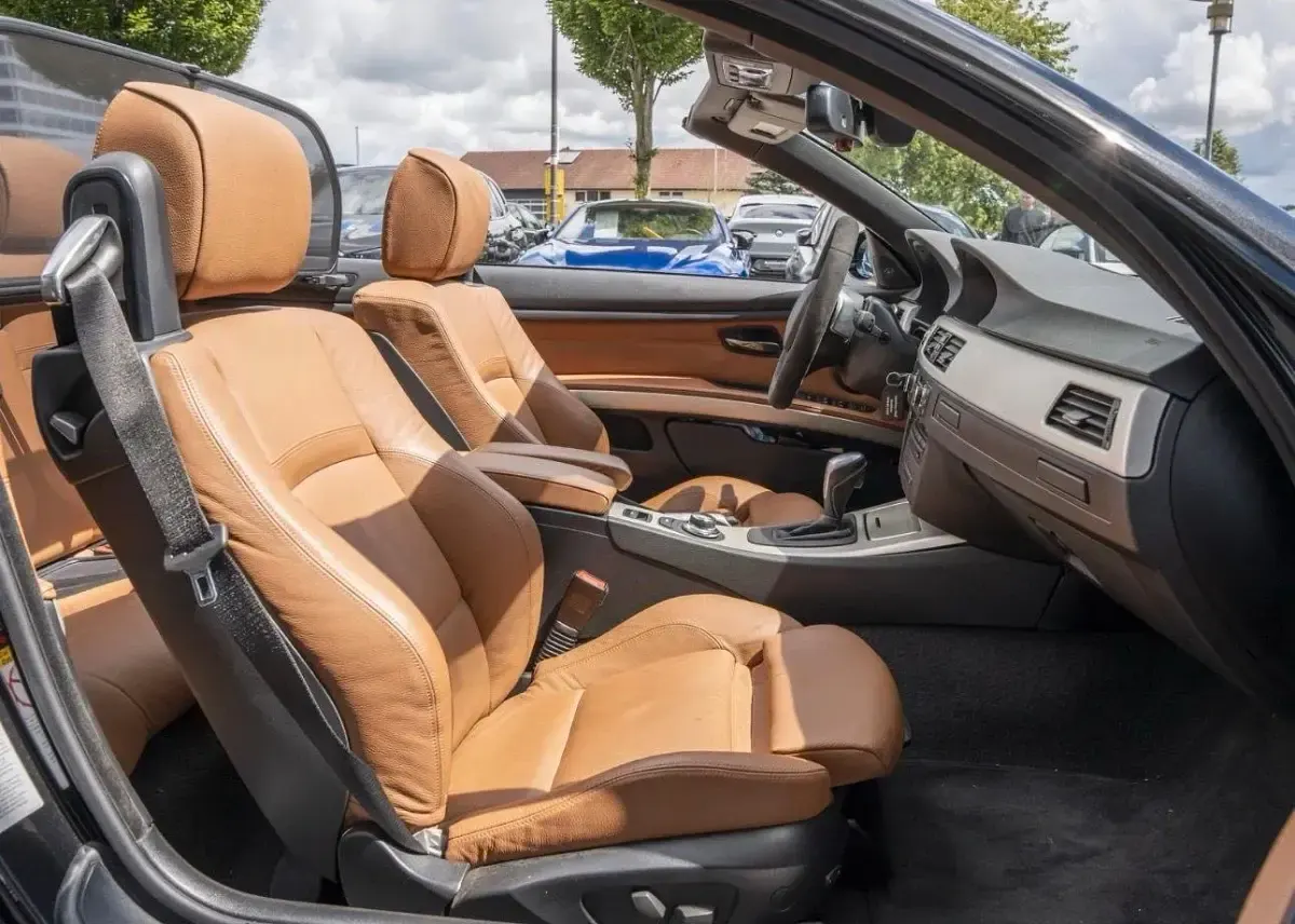 Gebraucht BMW 335 Cabriolet 306 PS (225 kW) 2008 Grau Cabrio