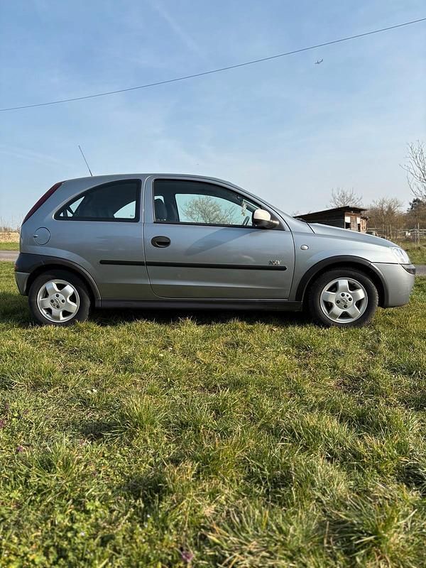 Gebraucht Opel Corsa 75 PS (55 kW) 2003 Grau Kleinwagen