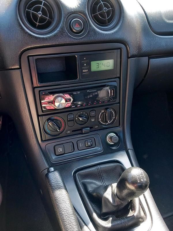 Gebraucht Mazda MX5 110 PS (80 kW) 2000 Rot Cabrio