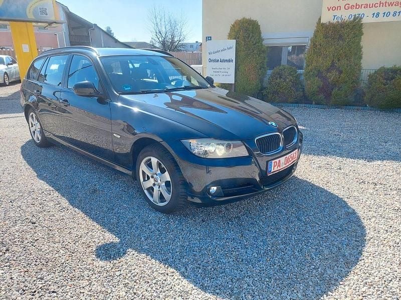 Gebraucht BMW 320 184 PS (135 kW) 2011 Schwarz Kombi