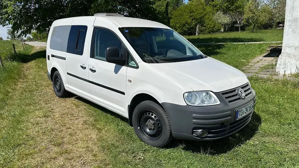 Gebraucht VW Caddy 105 PS (77 kW) 2009 Weiß Van / Kleinbus