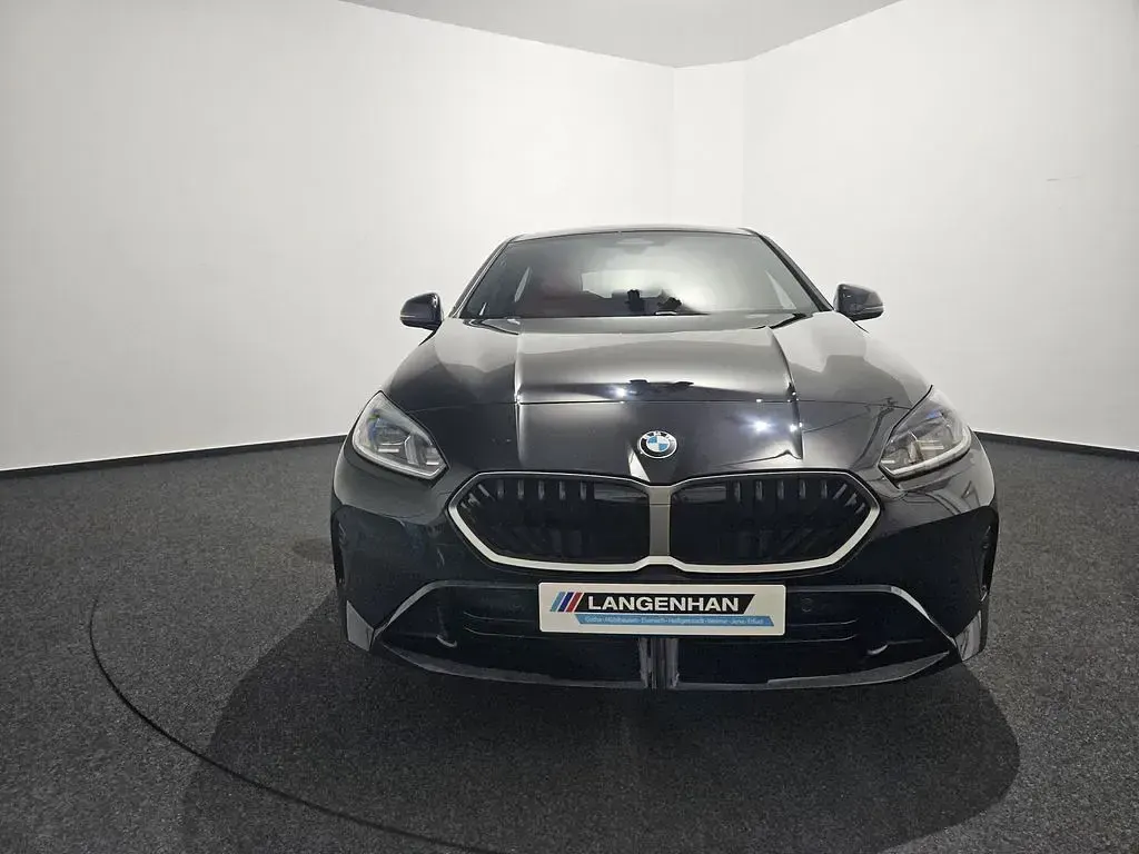 Neu BMW 120 M Sport 163 PS (119 kW) 2026 Schwarz Kleinwagen