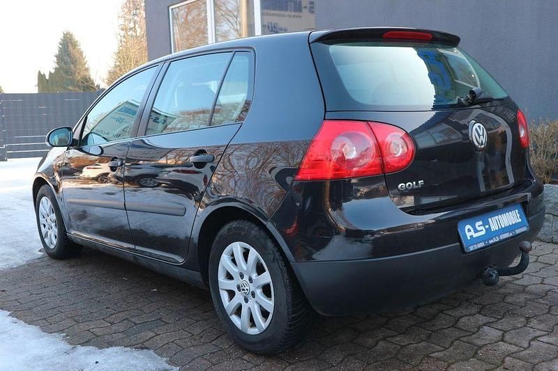 Gebraucht VW Golf V Comfortline 75 PS (55 kW) 2004 Schwarz Limousine