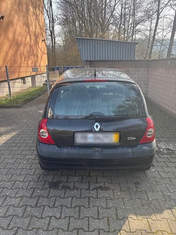 Gebraucht Renault Clio II Campus 58 PS (42 kW) 2005 Schwarz Kleinwagen