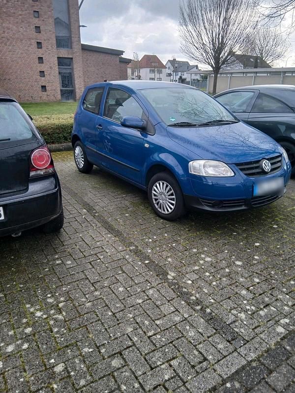 Gebraucht VW Fox 55 PS (40 kW) 2006 Blau Kleinwagen