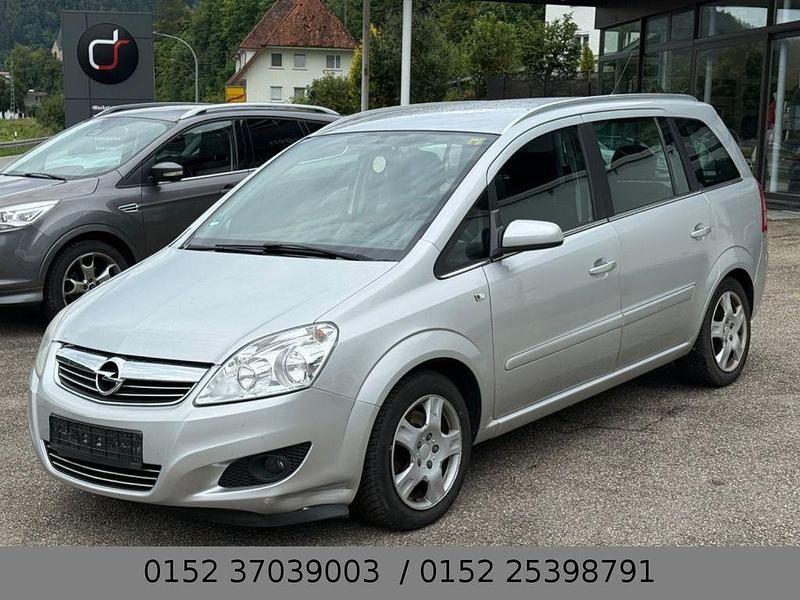 Silber Gebraucht 2008 Opel Zafira Edition Van / Kleinbus | 2.499 € (Guter Preis) - Bild 1/4