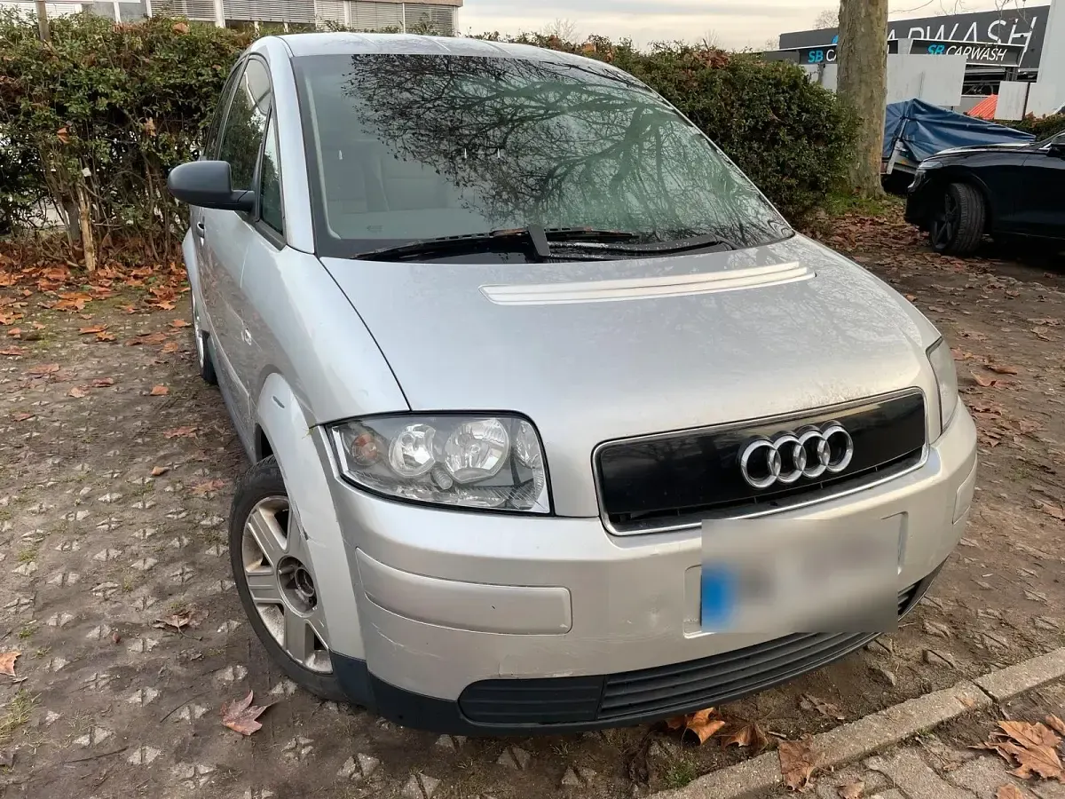 Gebraucht Audi A2 75 PS (55 kW) 2001 Silber Kleinwagen
