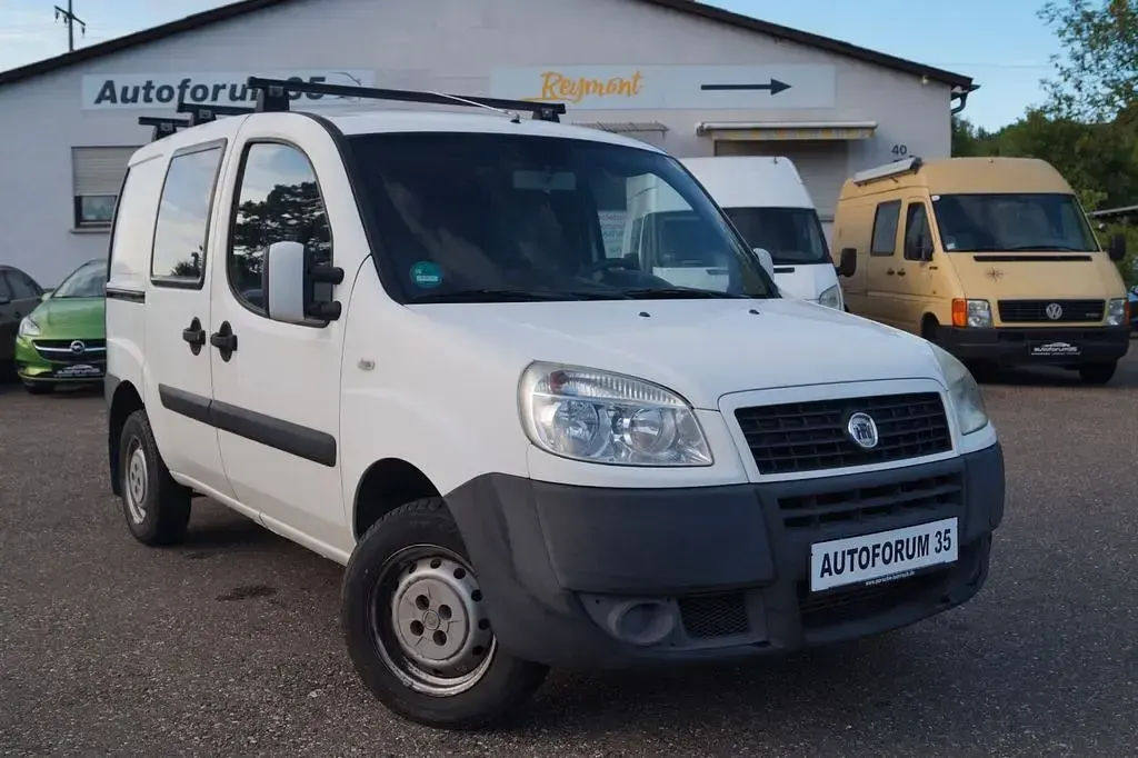 Gebraucht Fiat Doblò 75 PS (55 kW) 2008 Weiß Van / Kleinbus
