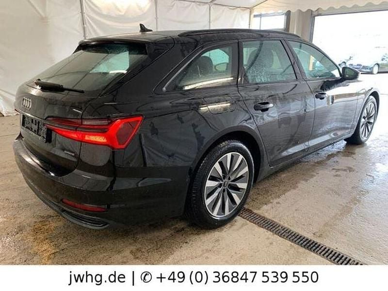 Second-hand Audi A6 Sport 245 CP (180 kW) 2022 Negru Berlinǎ