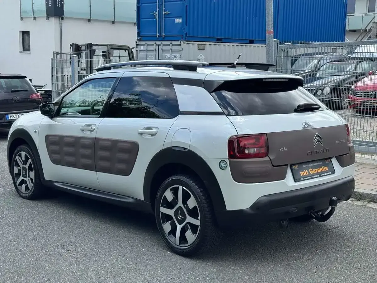 Gebraucht Citroën C4 Cactus Shine 92 PS (67 kW) 2014 Weiß Kleinwagen