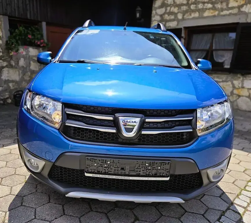 Gebraucht Dacia Sandero Prestige 90 PS (66 kW) 2013 Blau SUV