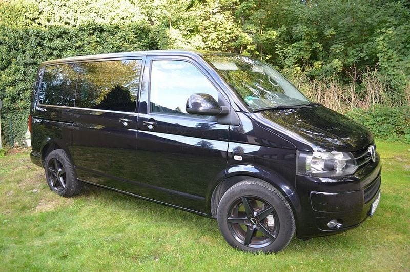 Schwarz Gebraucht 2014 VW T5 Van | 22.900 € (Fairer Preis) - Bild 1/4