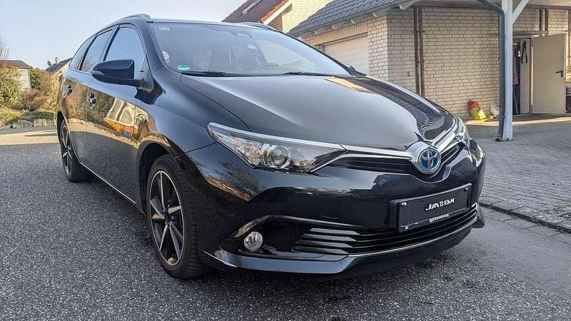 Gebraucht Toyota Auris Hybrid Cool 99 PS (72 kW) 2017 Grau Kombi
