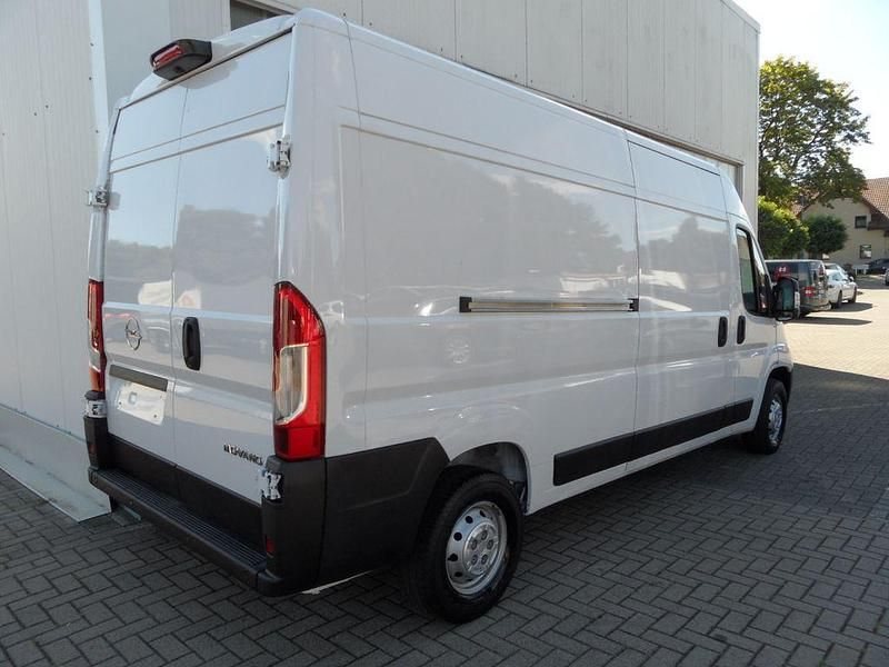 Gebraucht Opel Movano Edition 140 PS (102 kW) 2024 Casablancaweiß Van