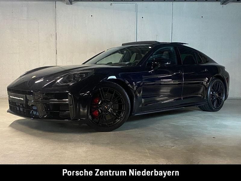 Tiefschwarzmetallic Neu 2025 Porsche Panamera GTS Limousine | 198.110 € (Fairer Preis) - Bild 1/4