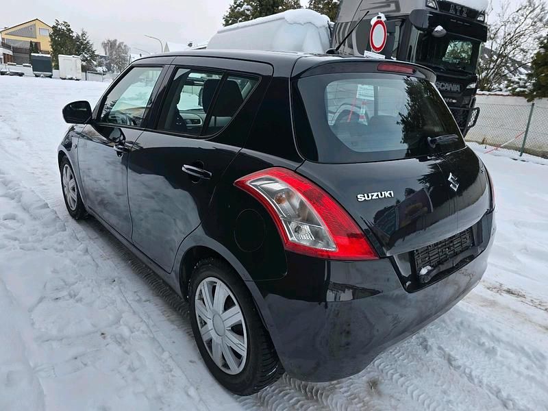 Gebraucht Suzuki Swift 94 PS (69 kW) 2011 Schwarz Limousine