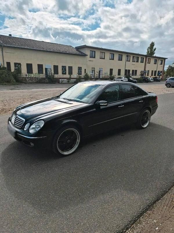 Brugt Mercedes E500 306 HK (225 kW) 2004 Sort Sedan
