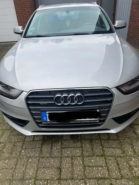 Gebraucht Audi A4 Sport 177 PS (130 kW) 2013 Limousine