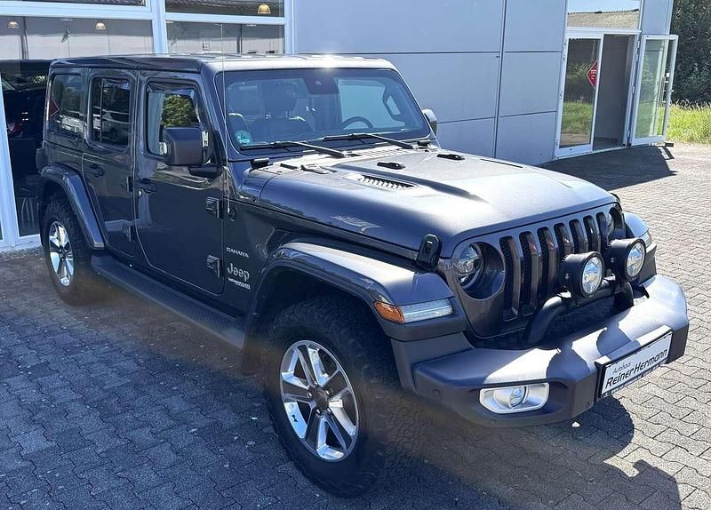 Granite crystal metallic Gebraucht 2021 Jeep Wrangler Unlimited Sahara SUV | 50.880 € (Etwas zu teuer) - Bild 1/4