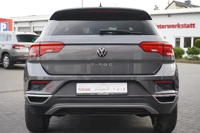 Gebraucht VW T-Roc Style 150 PS (110 kW) 2021 Grau SUV
