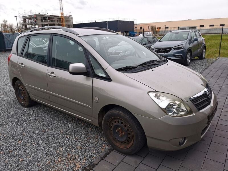 Gebraucht Toyota Corolla Verso Sol 110 PS (80 kW) 2004 Silber Van / Kleinbus