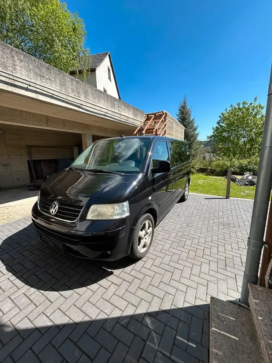 Gebraucht VW T5 102 PS (75 kW) 2008 Schwarz Van