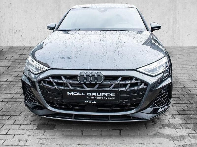 Gebraucht Audi S3 Ambiente 333 PS (244 kW) 2025 Daytonagrau perleffekt (metallic) Limousine