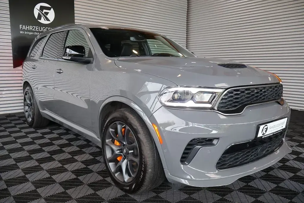 Gebraucht Dodge Durango 377 PS (277 kW) 2023 Grau SUV