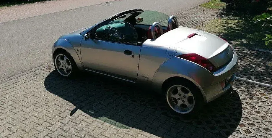 Gebraucht Ford Ka 95 PS (69 kW) 2003 Silber Kleinwagen