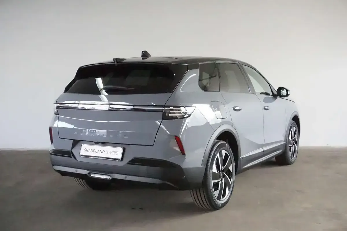 Gebraucht Opel Grandland X 145 PS (106 kW) 2025 Grafik grau (uni) SUV