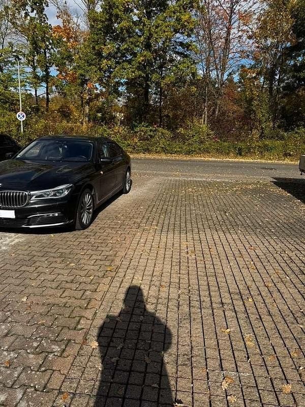 Gebraucht BMW 740 320 PS (235 kW) 2017 Schwarz Limousine