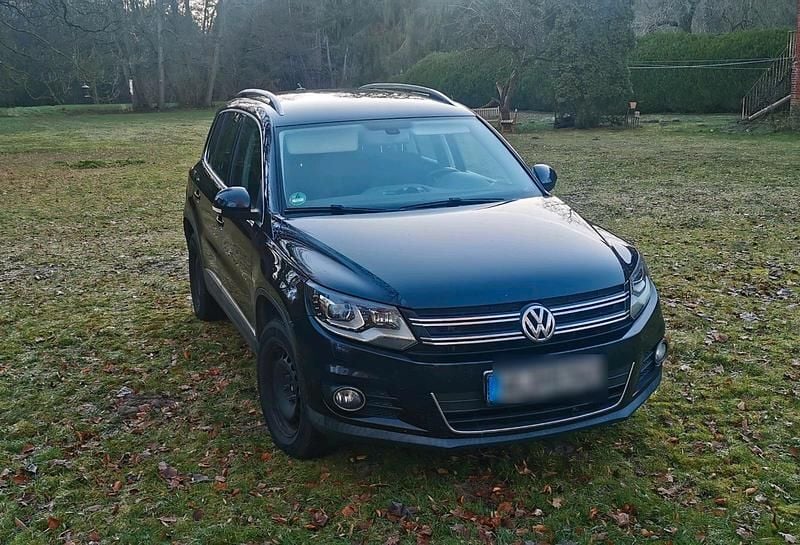 Schwarz Gebraucht 2012 VW Tiguan SUV | 6.750 € (Superpreis) - Bild 1/4