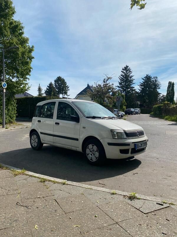 Weiß Gebraucht 2009 Fiat Panda Kleinwagen | 875 € (Superpreis) - Bild 1/4