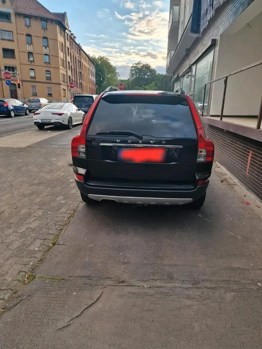 Gebraucht Volvo XC90 200 PS (147 kW) 2011 Schwarz SUV