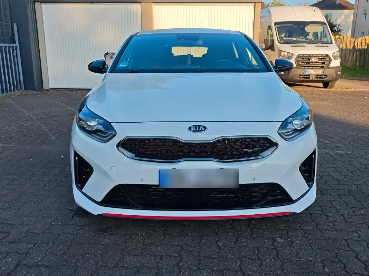 Gebraucht Kia ProCeed GT 204 PS (150 kW) 2020 Weiß Kombi