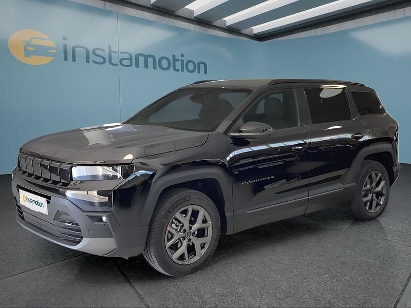Neu Jeep Compass 145 PS (106 kW) 2026 Schwarz SUV
