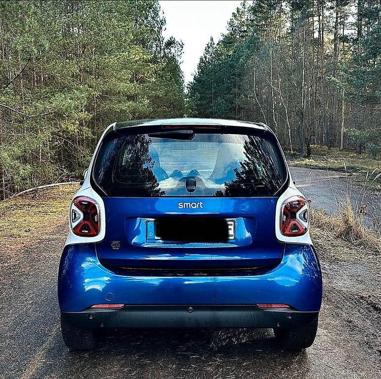 Gebraucht Smart ForTwo Electric Drive 60 kW (82 PS) 2021 Blau Coupé