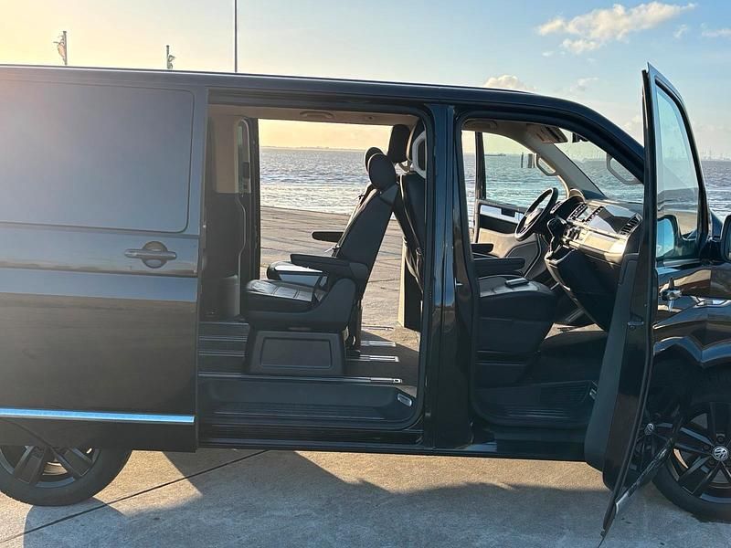 Używany VW T6 Highline 204 KM (150 kW) 2016 Czarny Van