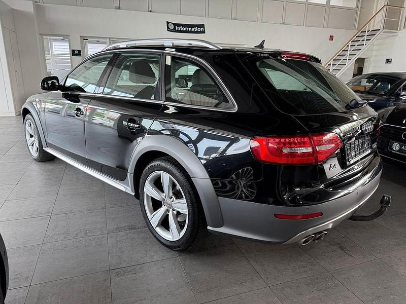 Gebraucht Audi A4 Allroad Comfort 177 PS (130 kW) 2015 Schwarz Kombi