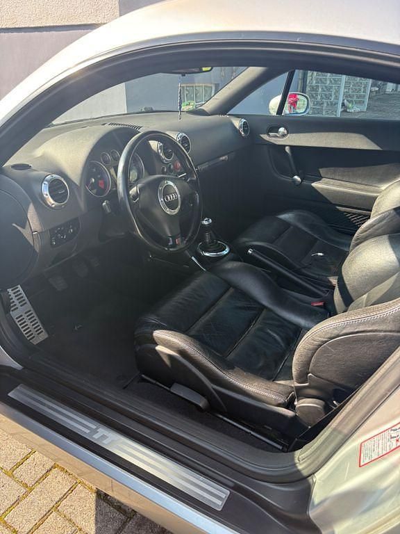 Gebraucht Audi TT Design 190 PS (139 kW) 2000 Grau Coupé