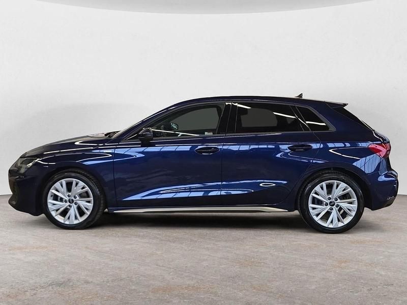 Gebraucht Audi A3 S-Line 150 PS (110 kW) 2025 Blau Limousine